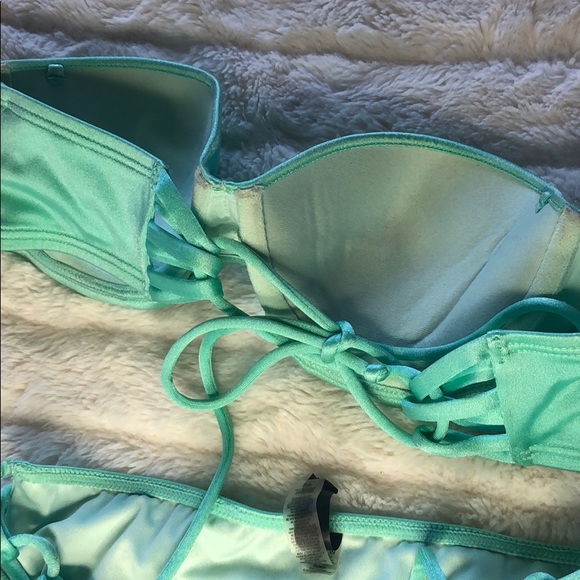 Victoria’s Secret Strappy Bikini - Picture 4 of 5